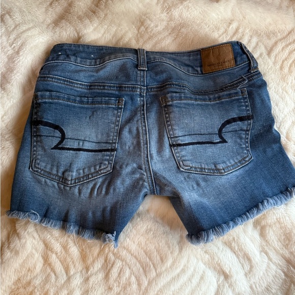 American Eagle Outfitters Classic Blue Jean Shorts - Picture 2 of 3